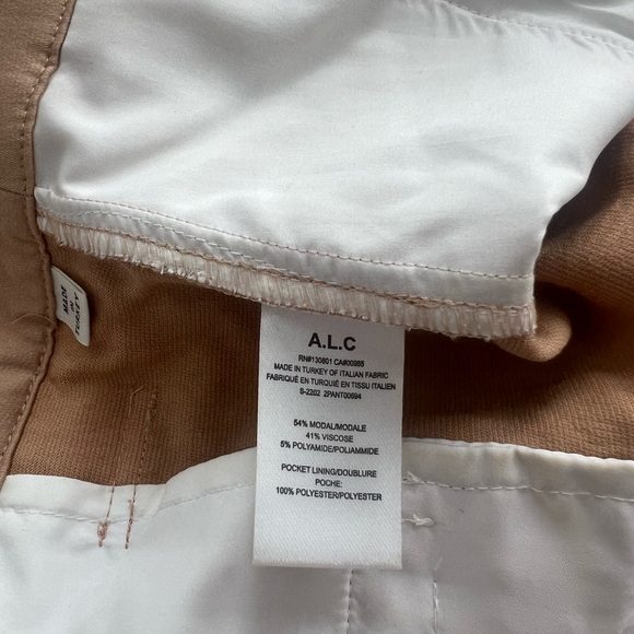 ALC Grayson Shorts size 2 - Picture 5 of 6